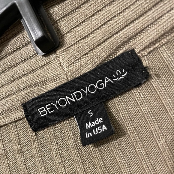 Beyond Yoga Ribbed Belted Coffee Run Cardigan - Picture 7 of 7